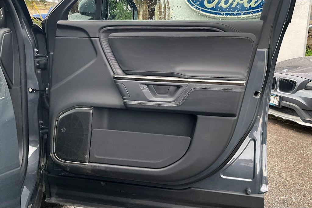 Thumbnail: 2025 Rivian R1T - 28