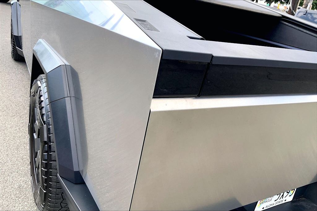 Thumbnail: 2024 Tesla Cybertruck - 32