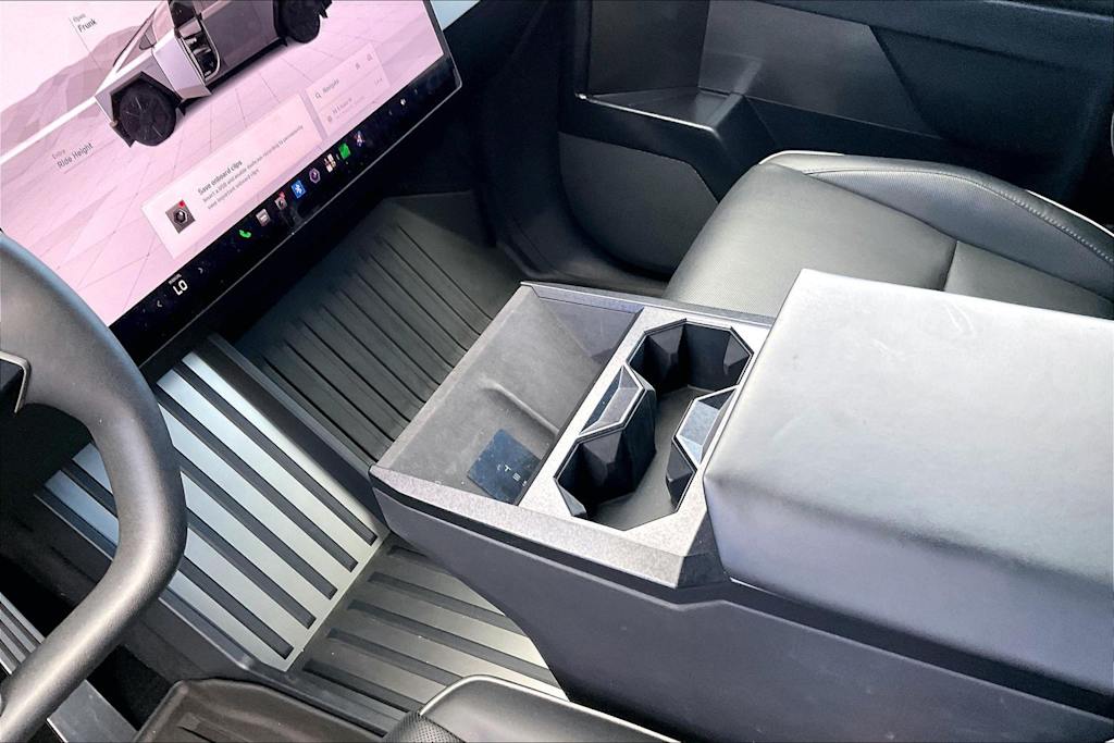 Thumbnail: 2024 Tesla Cybertruck - 20