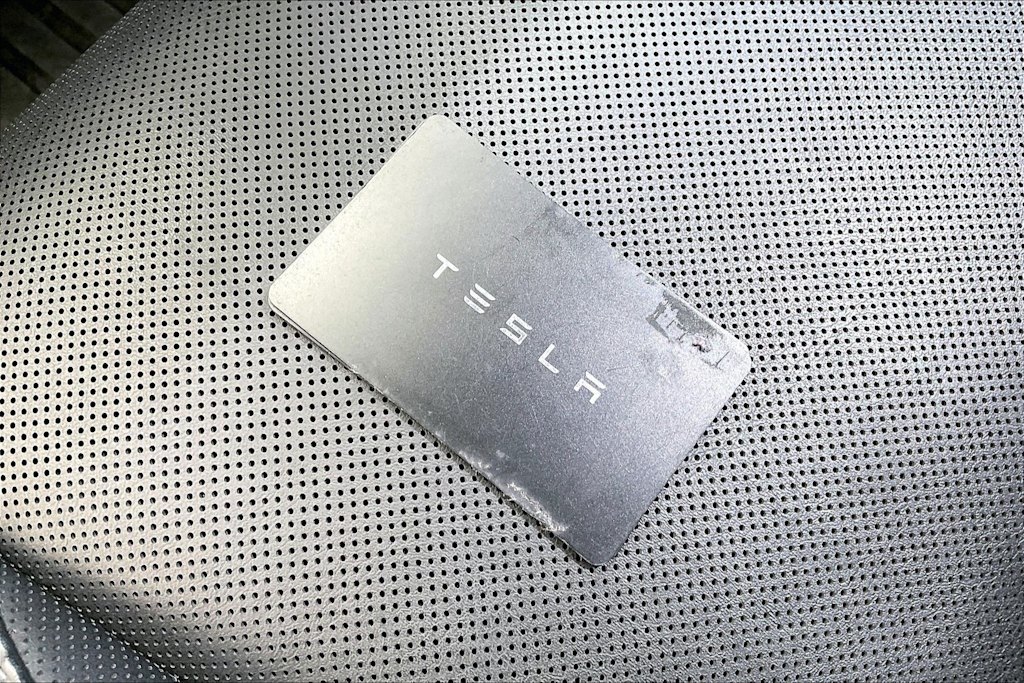 Thumbnail: 2024 Tesla Cybertruck - 16
