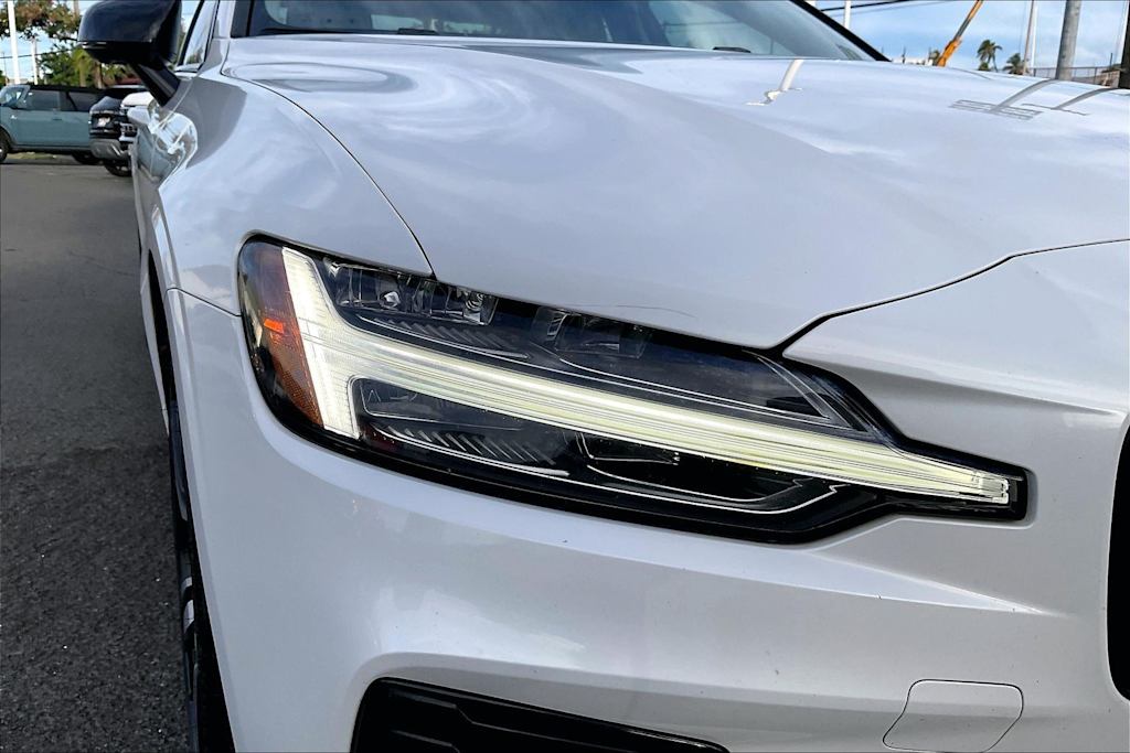 Thumbnail: 2021 Volvo S60 - 31