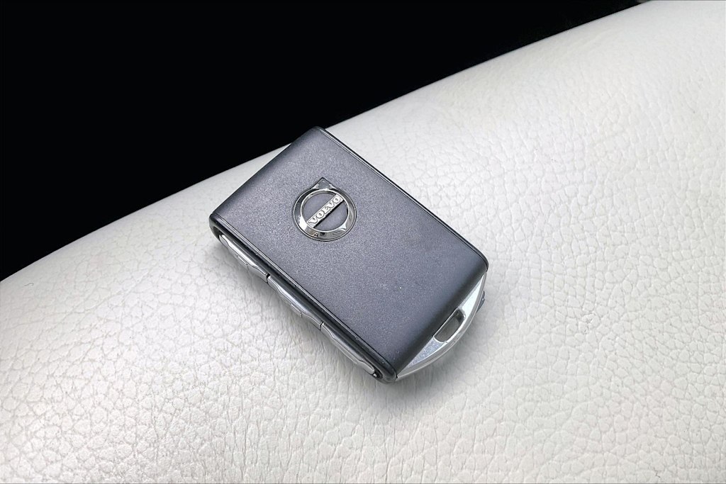 Thumbnail: 2021 Volvo S60 - 20