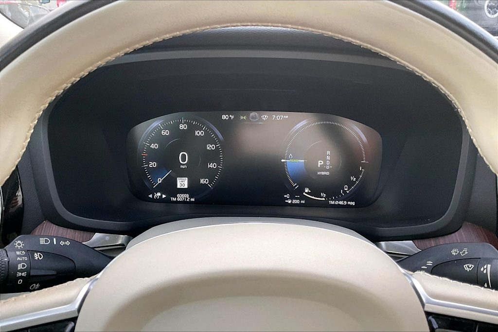 Thumbnail: 2021 Volvo S60 - 18
