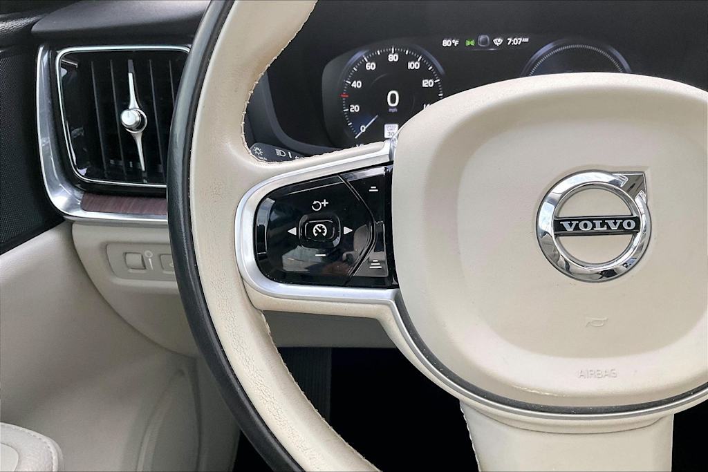 Thumbnail: 2021 Volvo S60 - 24