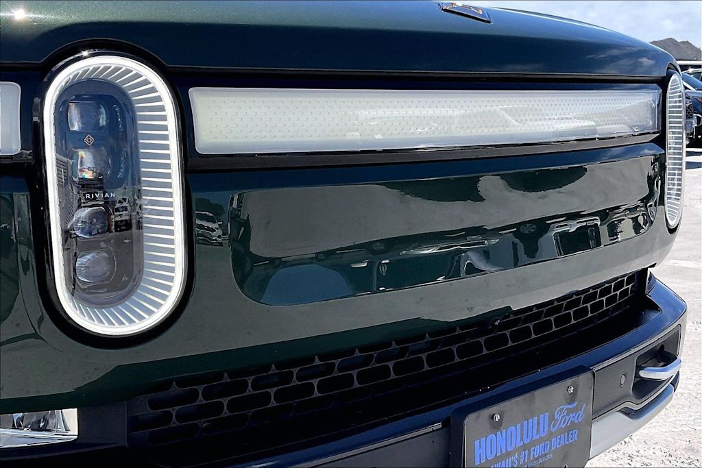 Thumbnail: 2023 Rivian R1S - 33