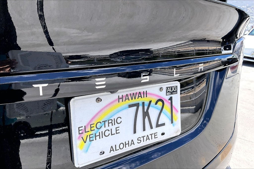 Thumbnail: 2023 Tesla Model X - 19
