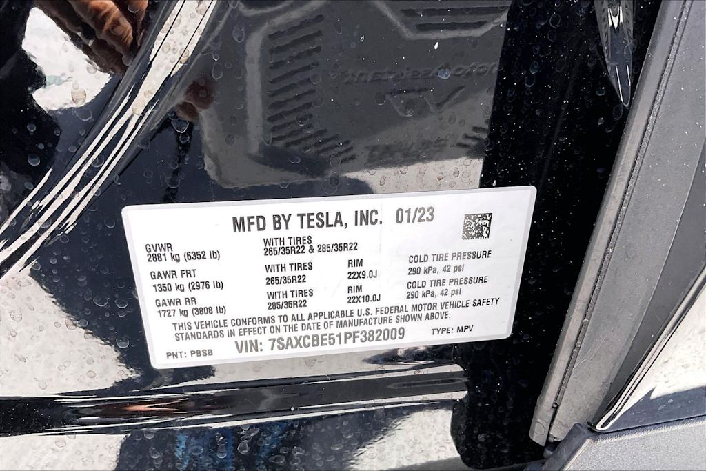 Thumbnail: 2023 Tesla Model X - 18