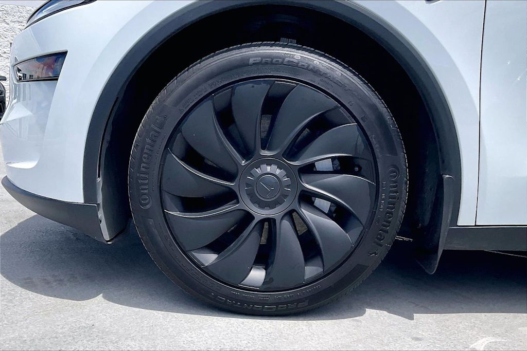Thumbnail: 2026 Tesla Model Y - 8