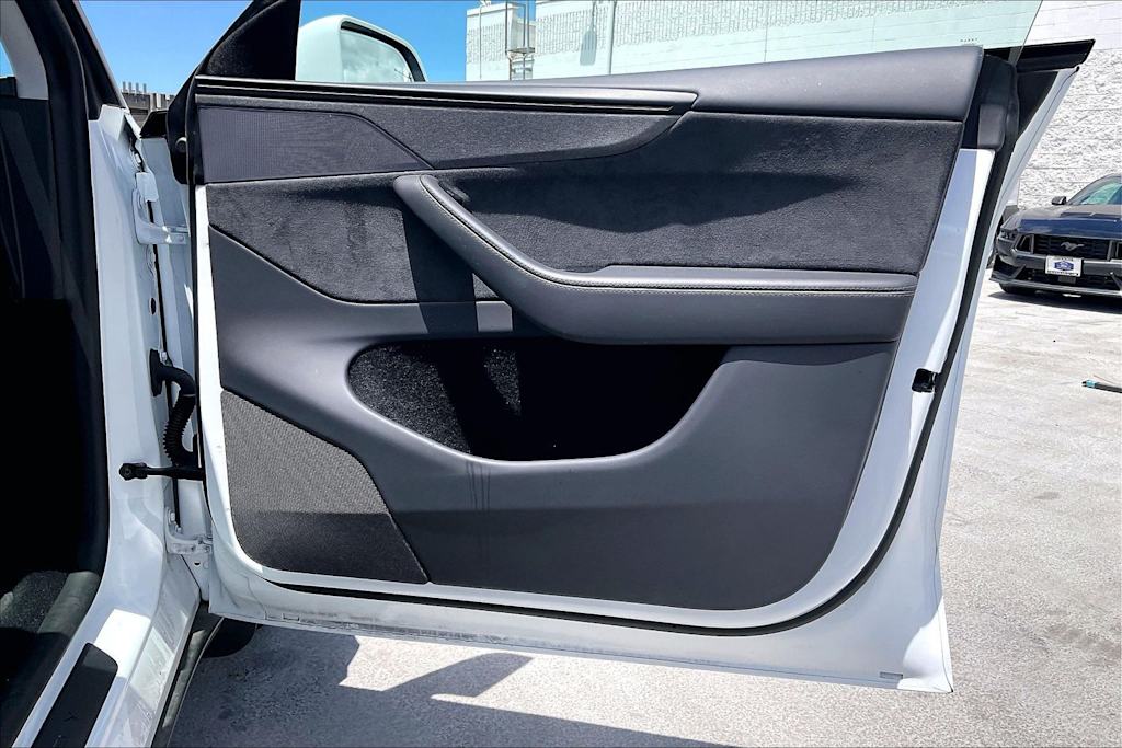 Thumbnail: 2026 Tesla Model Y - 29
