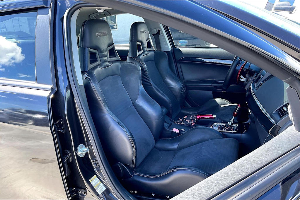Thumbnail: 2012 Mitsubishi Lancer - 11