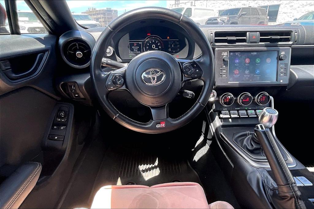 Thumbnail: 2025 Toyota GR86 - 12
