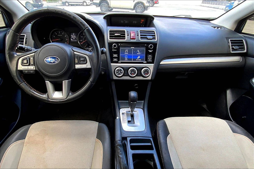 Thumbnail: 2017 Subaru Crosstrek - 10