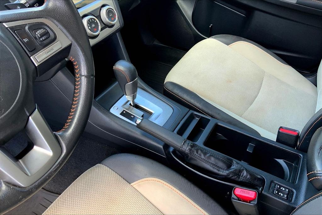 Thumbnail: 2017 Subaru Crosstrek - 17