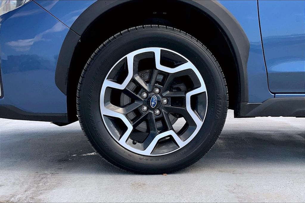 Thumbnail: 2017 Subaru Crosstrek - 8