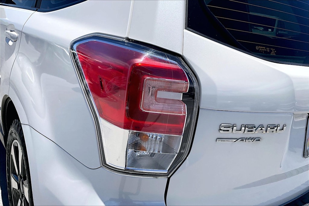 Thumbnail: 2018 Subaru Forester - 32