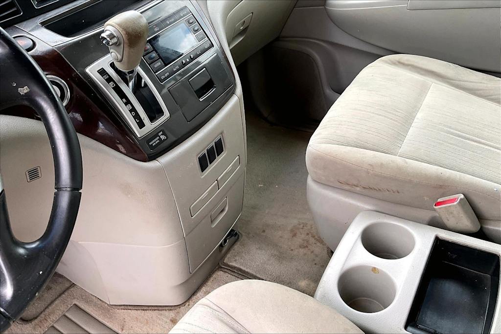 Thumbnail: 2011 Nissan Quest - 19
