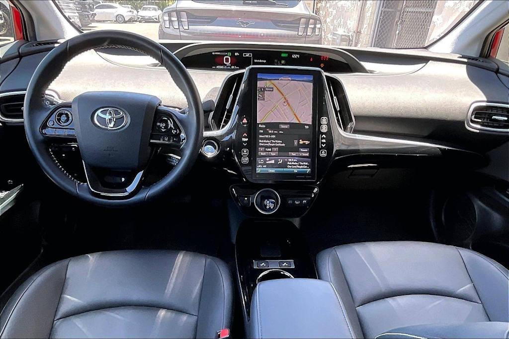 Thumbnail: 2022 Toyota Prius Prime - 10