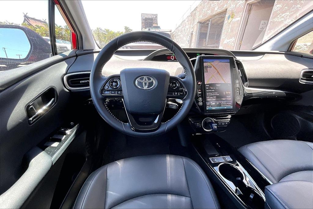 Thumbnail: 2022 Toyota Prius Prime - 14