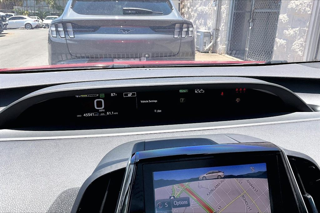 Thumbnail: 2022 Toyota Prius Prime - 20
