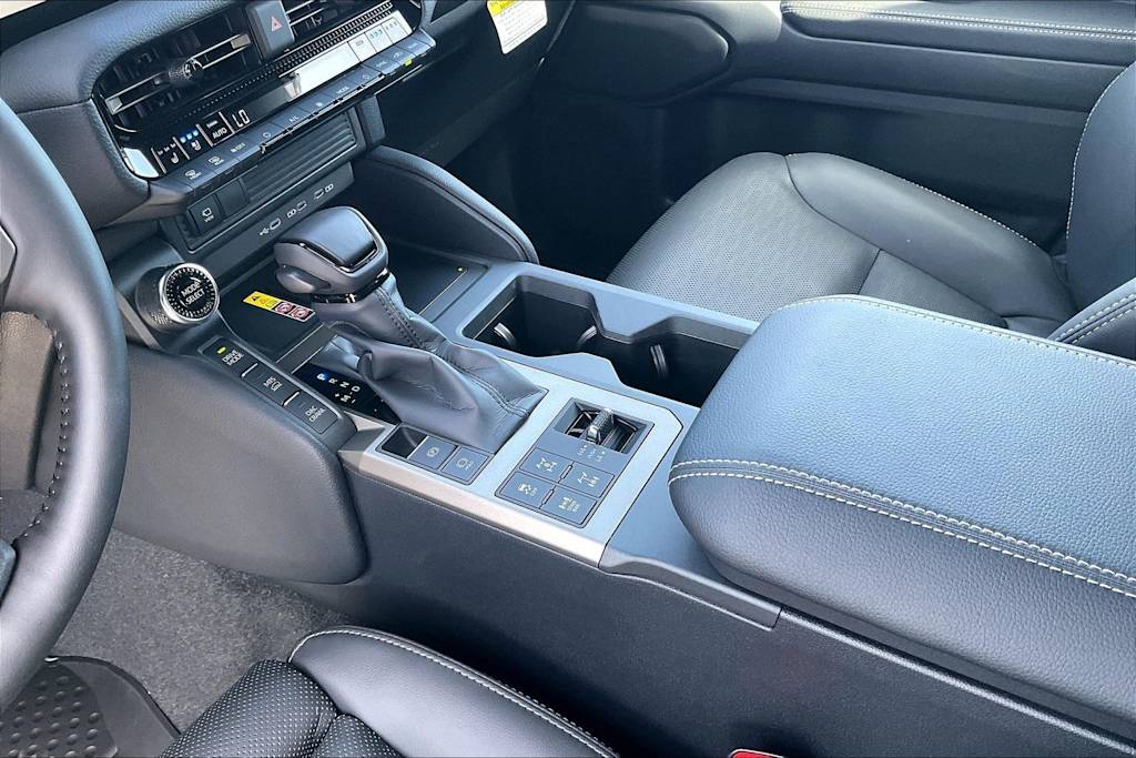 Thumbnail: 2027 Toyota Land Cruiser - 17