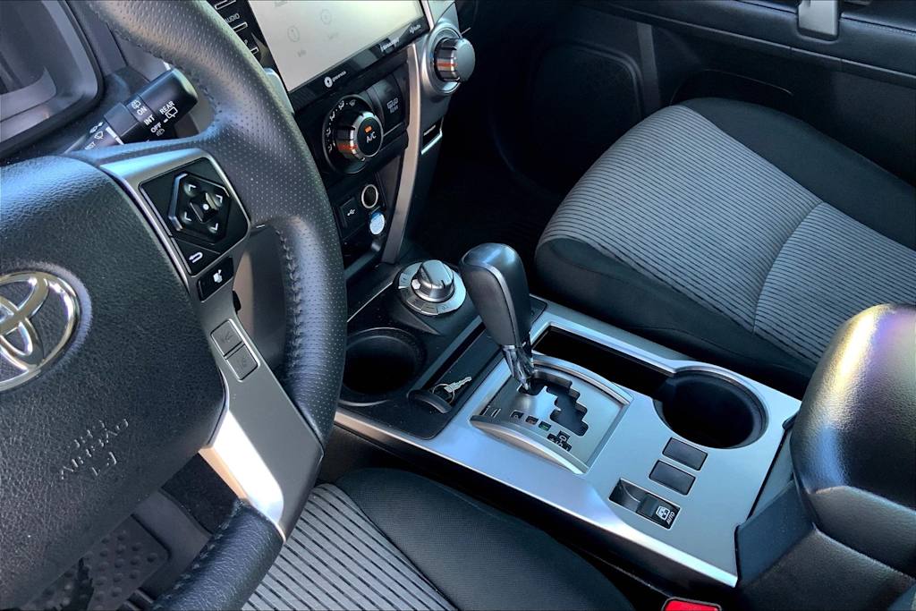 2021 Toyota 4Runner SR5 16