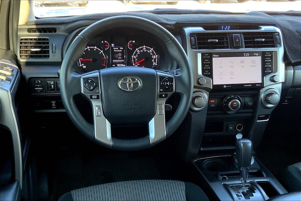 2021 Toyota 4Runner SR5 14