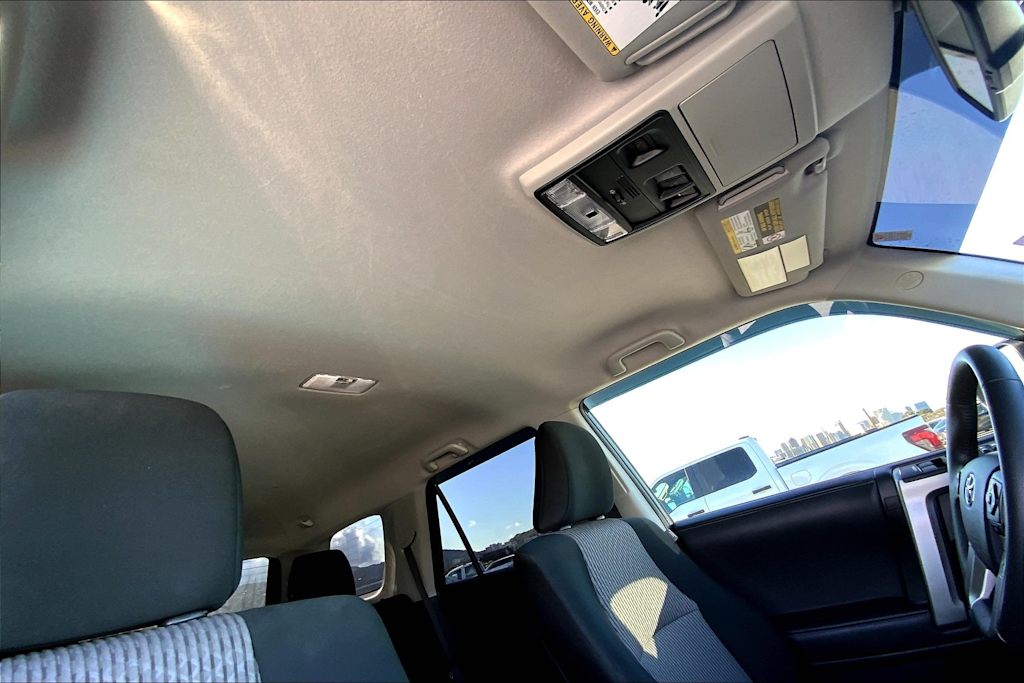 2021 Toyota 4Runner SR5 30