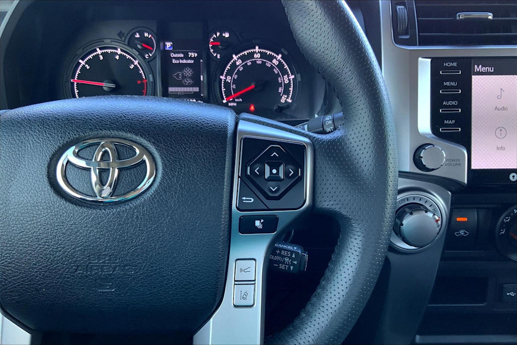 2021 Toyota 4Runner SR5 25