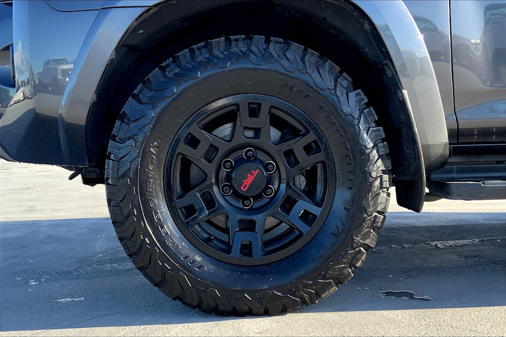 2021 Toyota 4Runner SR5 8