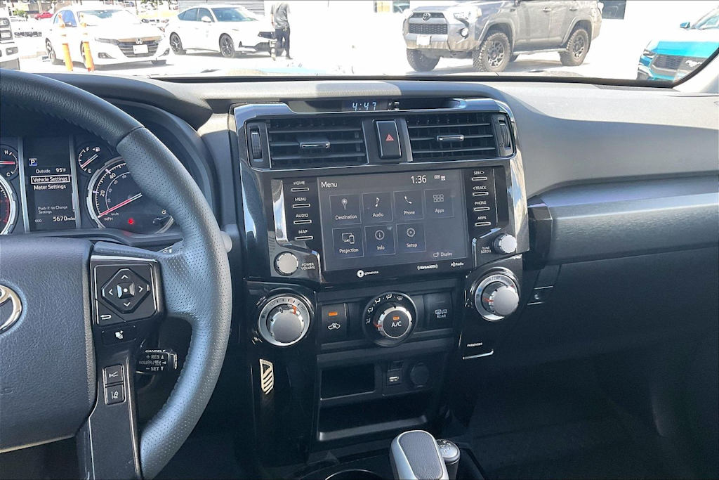 Thumbnail: 2024 Toyota 4Runner - 16