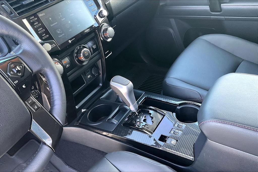 Thumbnail: 2024 Toyota 4Runner - 17