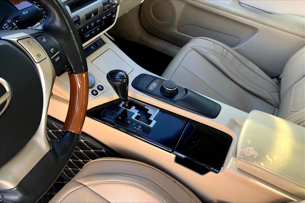 Thumbnail: 2014 Lexus ES - 16