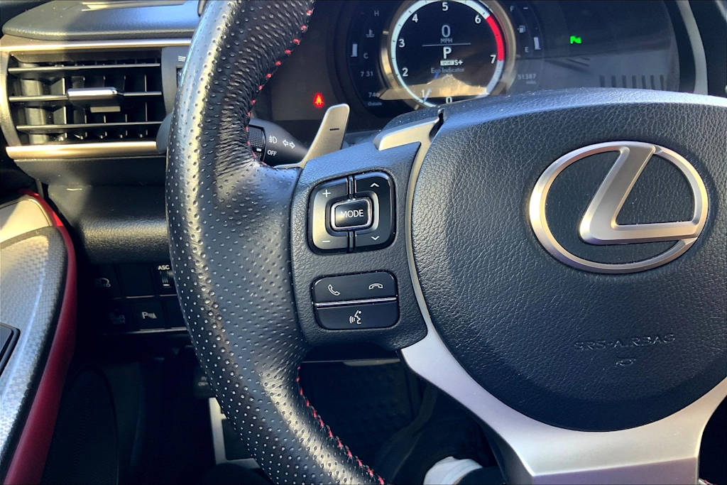 Thumbnail: 2018 Lexus RC - 24