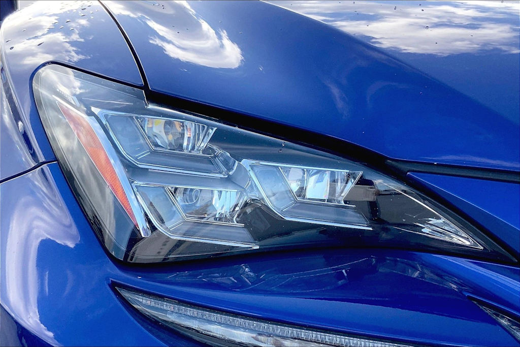 Thumbnail: 2018 Lexus RC - 30