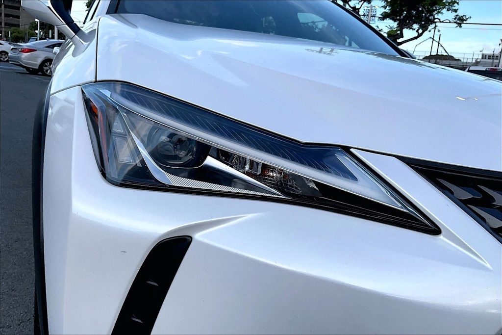 Thumbnail: 2021 Lexus UX - 31