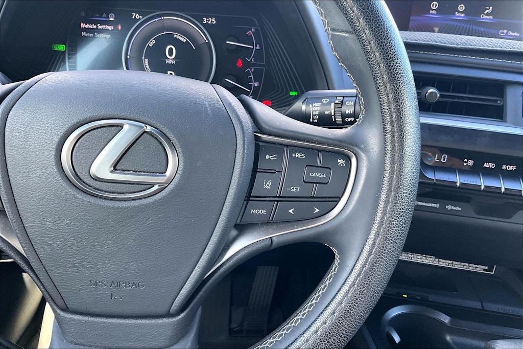 Thumbnail: 2019 Lexus UX - 26
