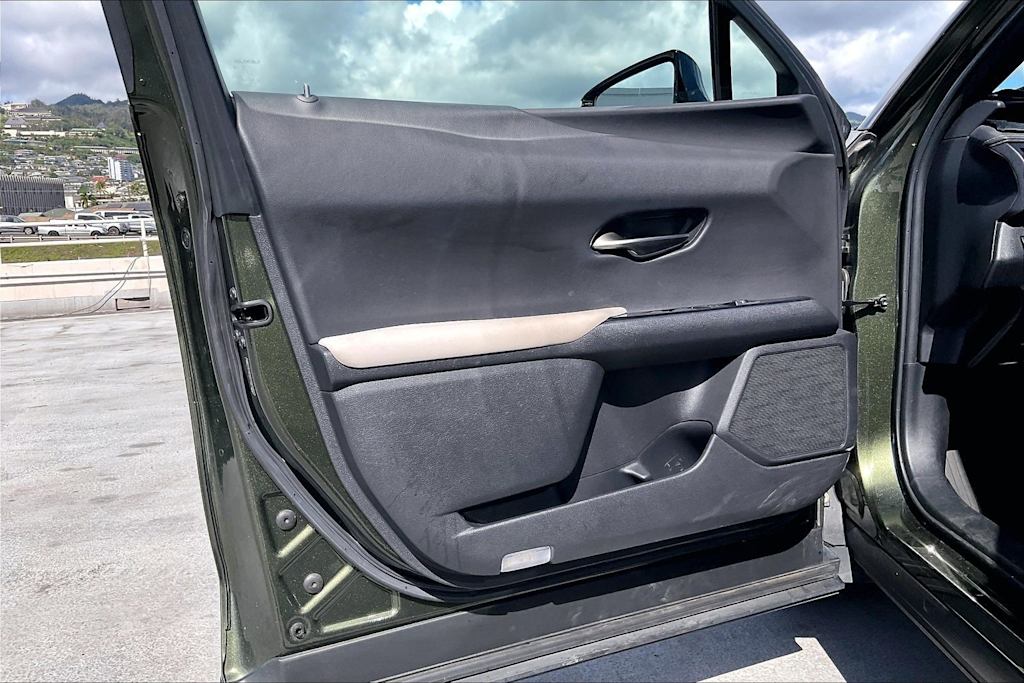 Thumbnail: 2019 Lexus UX - 27