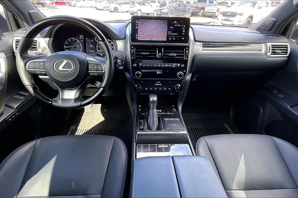 Thumbnail: 2023 Lexus GX - 10