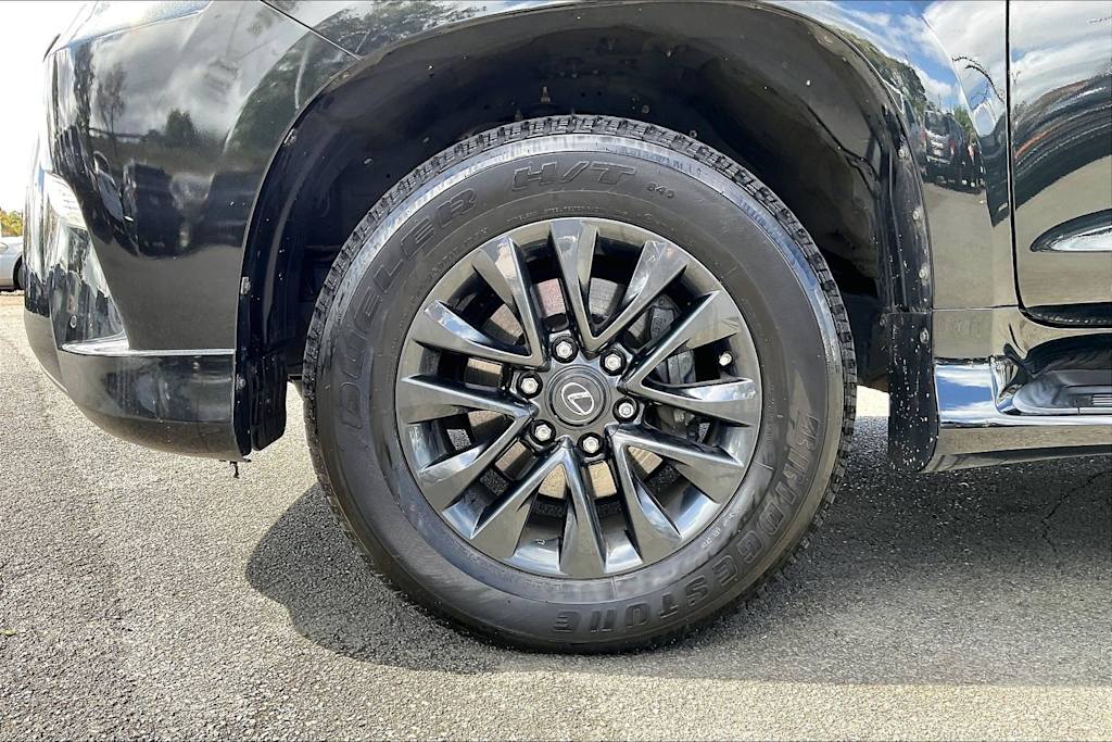 Thumbnail: 2023 Lexus GX - 8