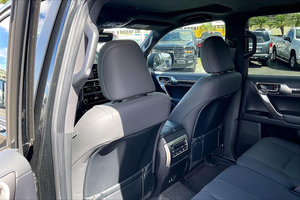 Thumbnail: 2023 Lexus GX - 13