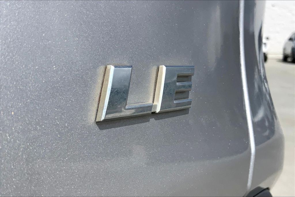 Thumbnail: 2019 Toyota RAV4 - 7