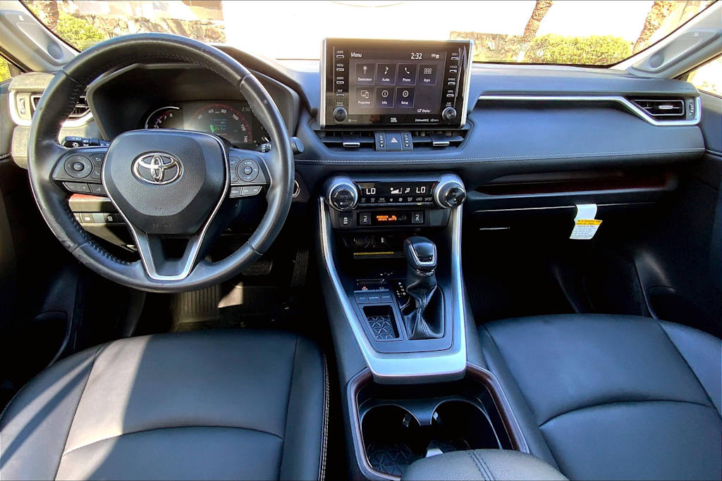 2019 Toyota RAV4 Limited 10