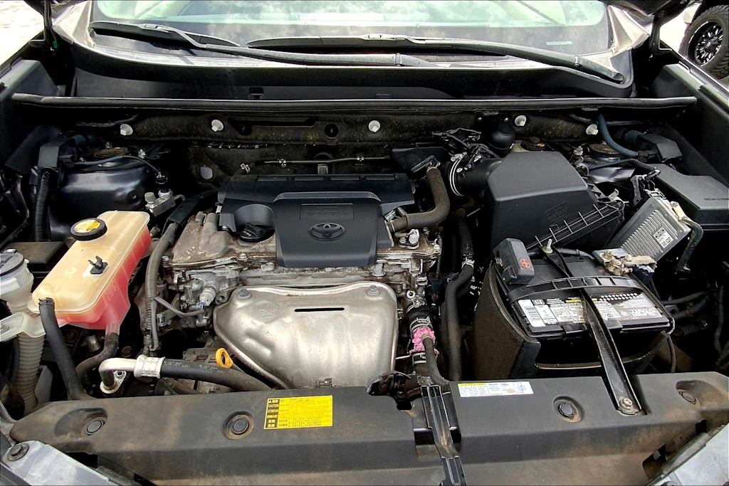 Thumbnail: 2013 Toyota RAV4 - 9