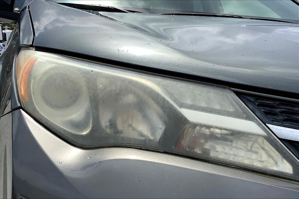 Thumbnail: 2013 Toyota RAV4 - 31