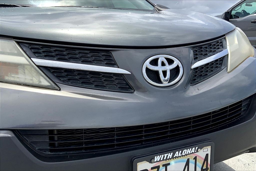 Thumbnail: 2013 Toyota RAV4 - 33