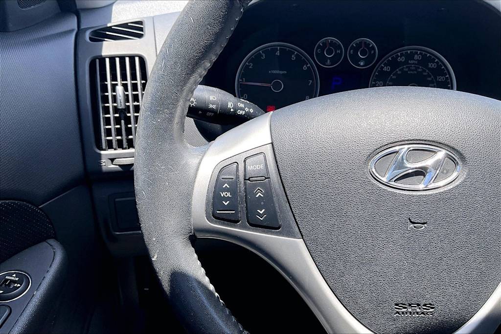 Thumbnail: 2012 Hyundai Elantra - 24