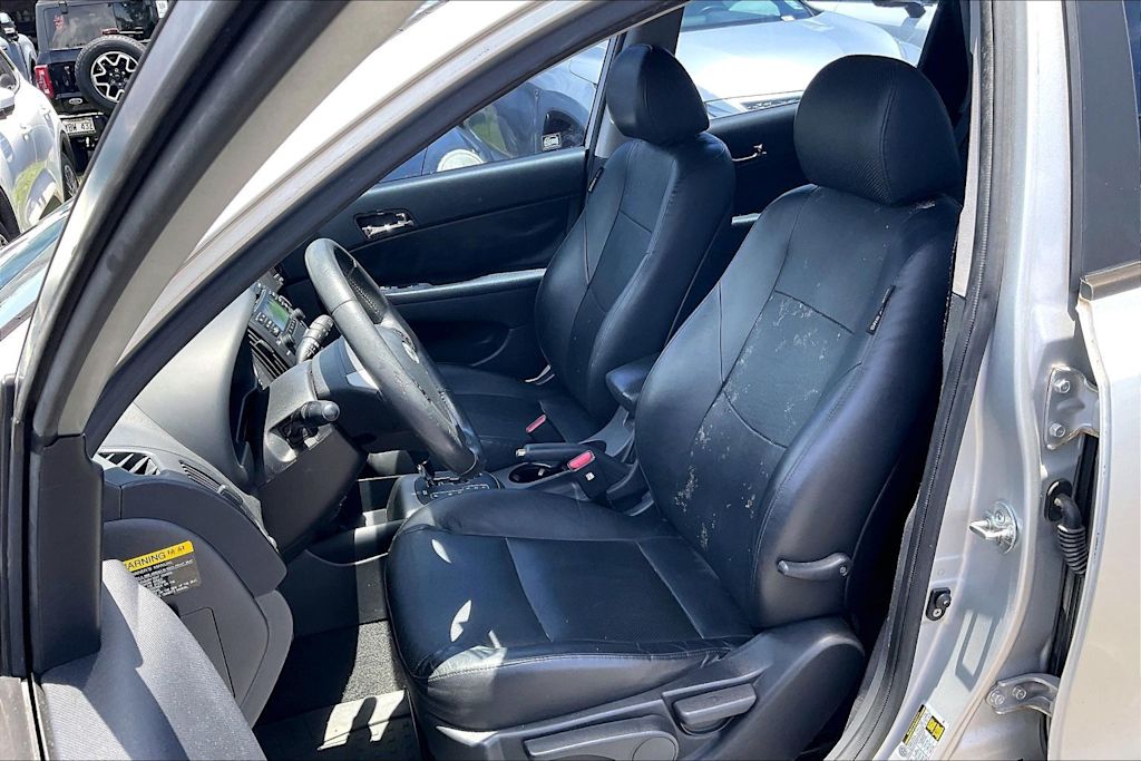 Thumbnail: 2012 Hyundai Elantra - 11