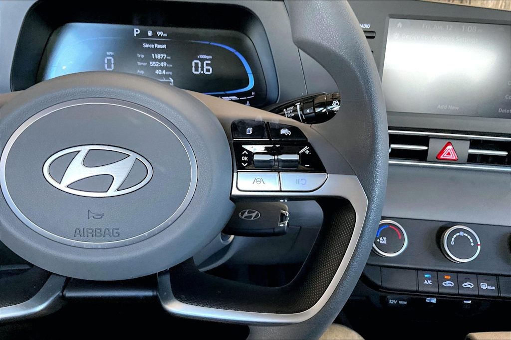 Thumbnail: 2024 Hyundai Elantra - 25