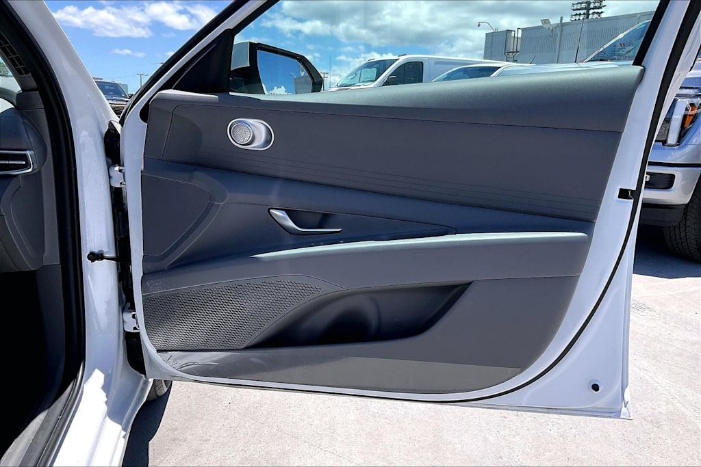 Thumbnail: 2024 Hyundai Elantra - 28