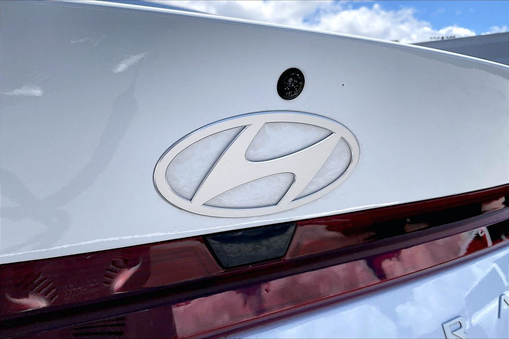 Thumbnail: 2024 Hyundai Elantra - 6
